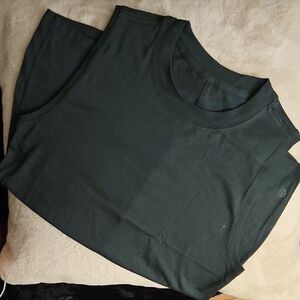 Lululemon Sleeveless Athletic Top
